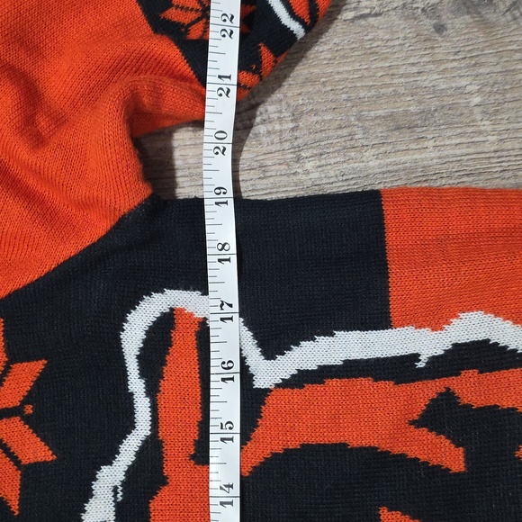 NFL Team Apparel Chicago Bears Busy Block Sweater Mens Size Small Ugly Christmas - Picture 4 of 7